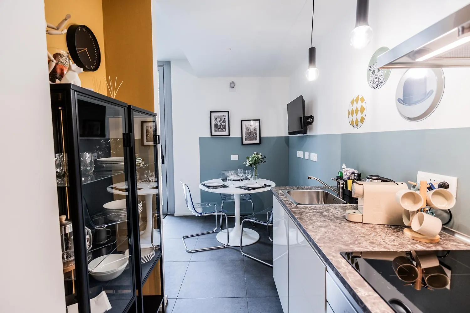 Apartment Serra Blue Milan
