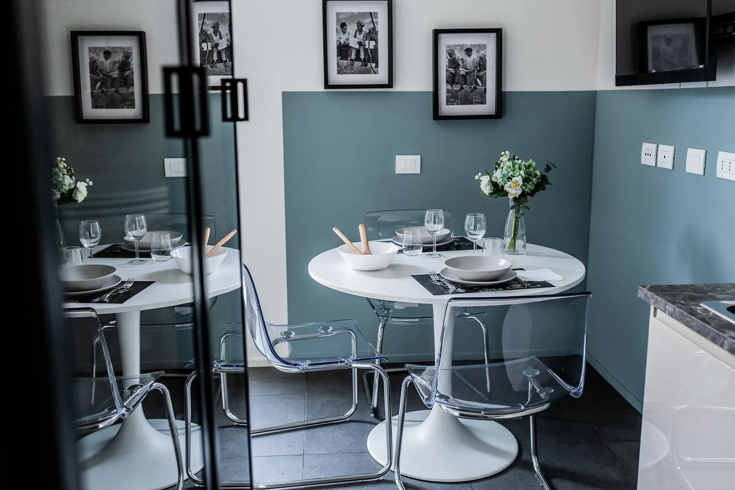 Serra Blue Milan Apartment