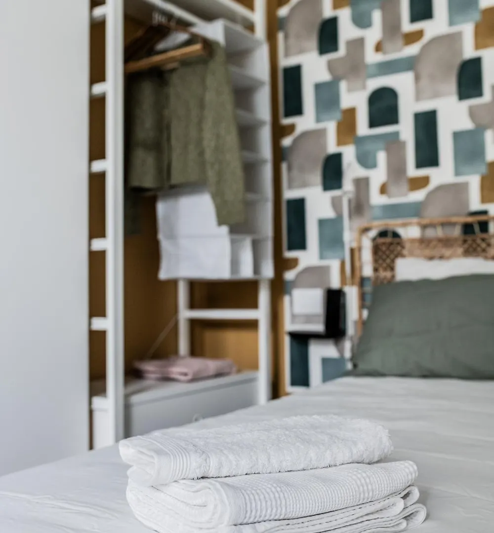 Serra Blue Milan